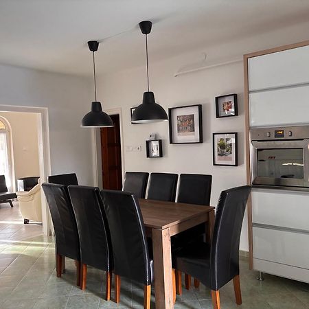 Veronika Lux Apartman Hajdúszoboszló Esterno foto
